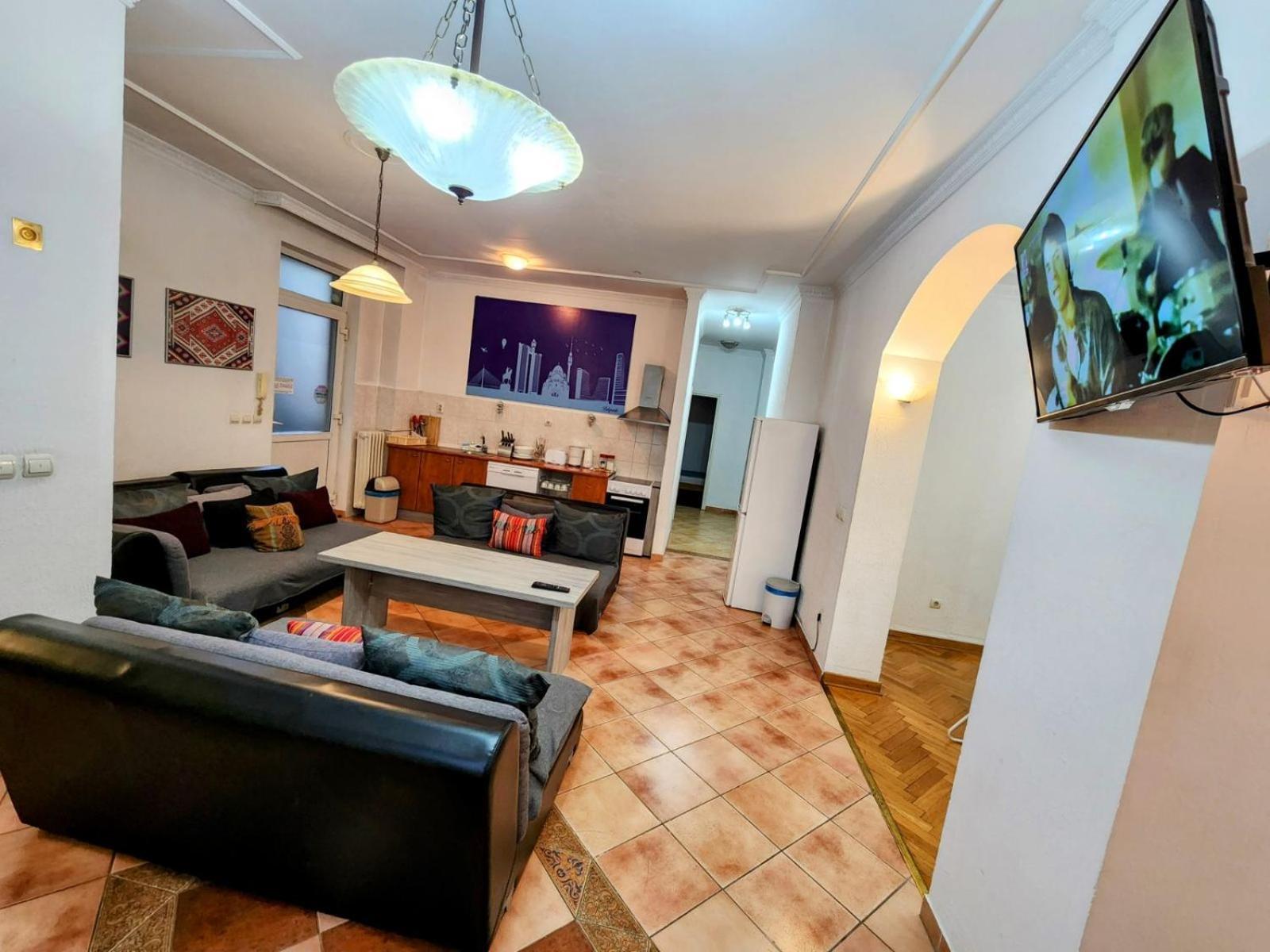 Authentic Belgrade Centre Apartments For Large Groups, Republic Square - Up To 47 People In 5 Apartments Quarto foto