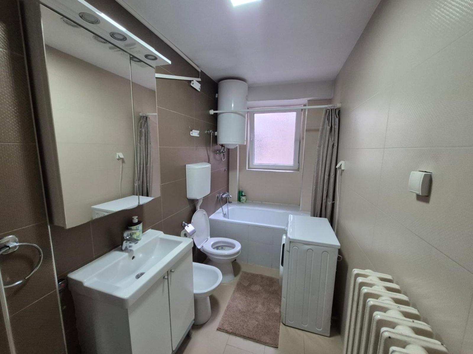 Authentic Belgrade Centre Apartments For Large Groups, Republic Square - Up To 47 People In 5 Apartments Quarto foto