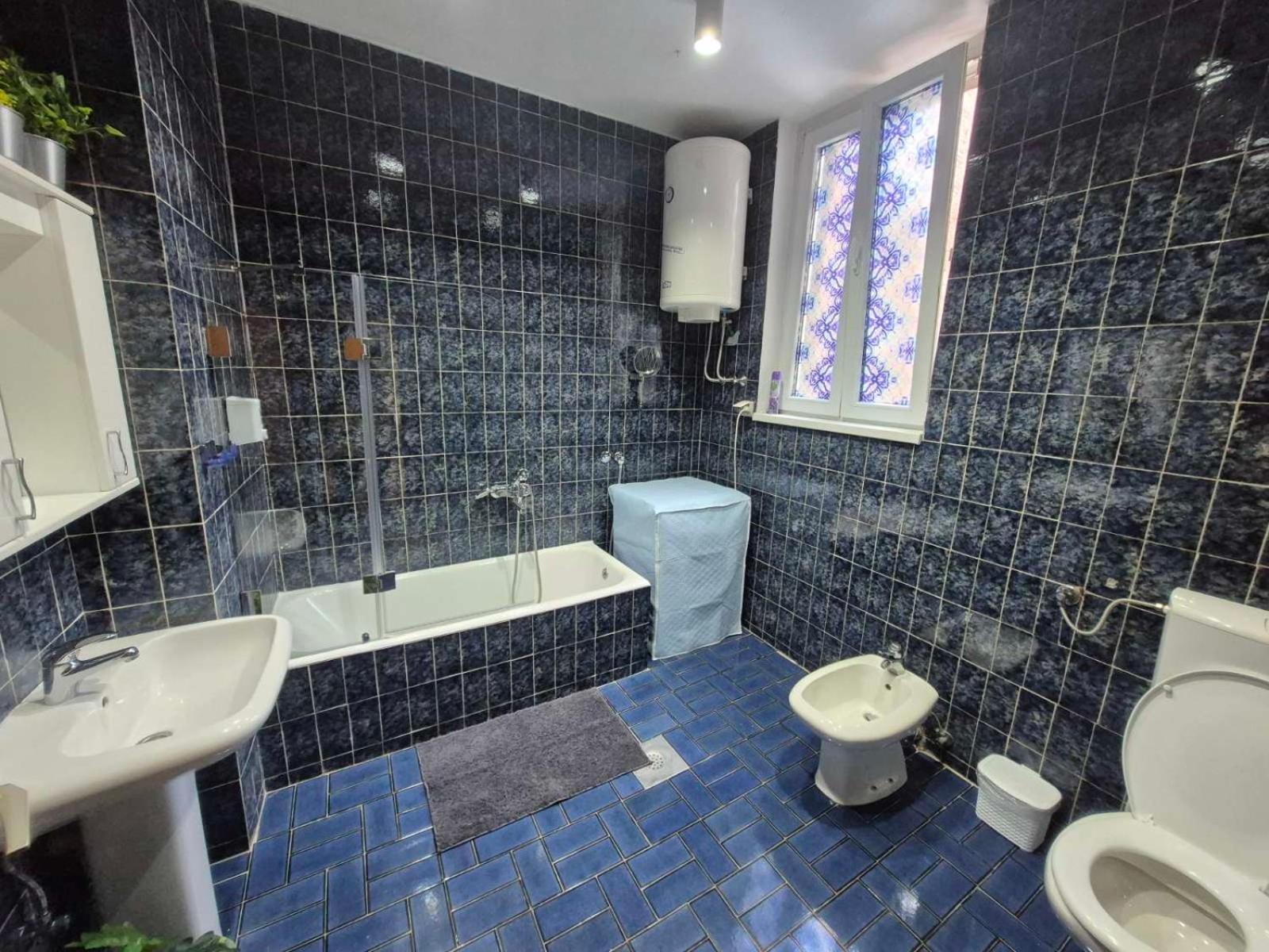 Authentic Belgrade Centre Apartments For Large Groups, Republic Square - Up To 47 People In 5 Apartments Quarto foto