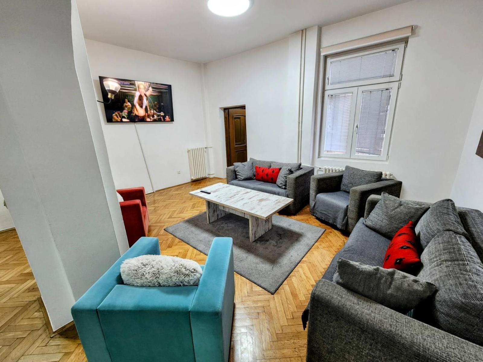 Authentic Belgrade Centre Apartments For Large Groups, Republic Square - Up To 47 People In 5 Apartments Quarto foto